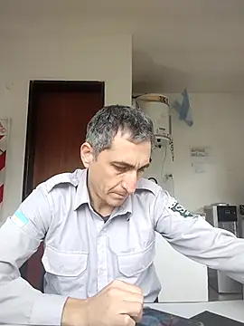 XXX chat uživo modela Alejandro83bsf