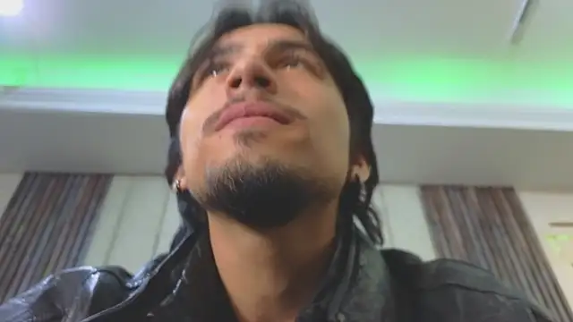 Chat XXX en directo de LatinShortt