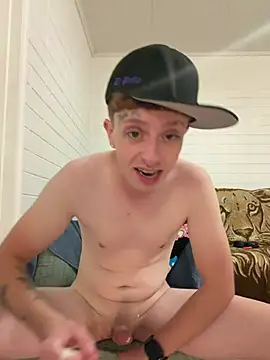 twentywithafelonyy's Live XXX Chat