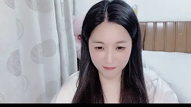 D-Misslu 现场XXX聊天