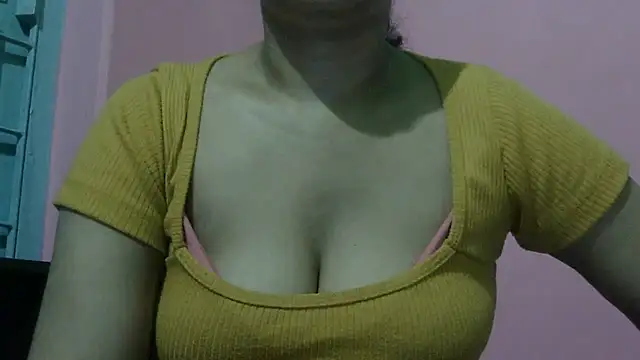 AVNI09- Live XXX-chat