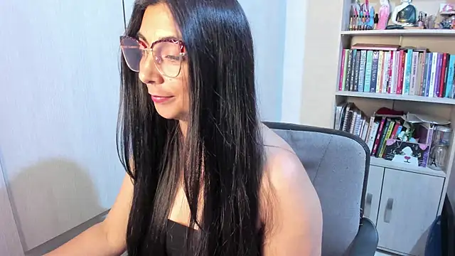 Karla_hernandez_'s Live XXX Chat