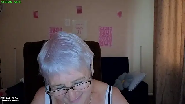 Sandra_Snowflake Chat XXX live
