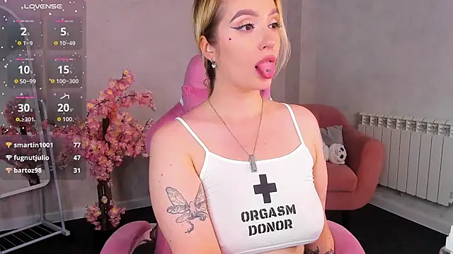 Viickie_Nelsson Chat XXX in diretta