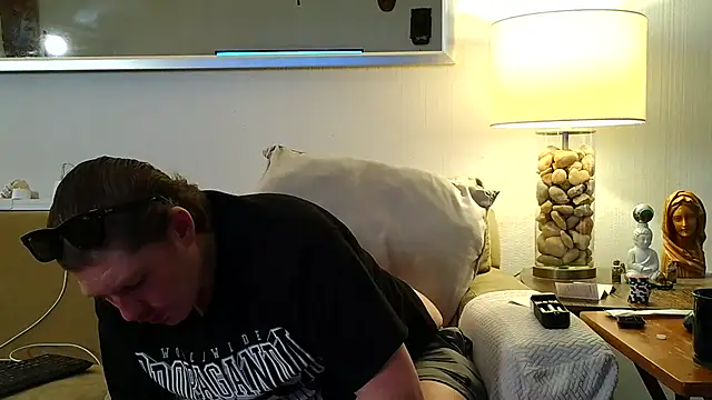 9VOLTT Webcam-Show