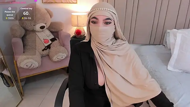 _malih_ Adlı Modelin Canlı XXX Sohbeti