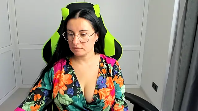 Czat XXX na żywo – ChloeVibee