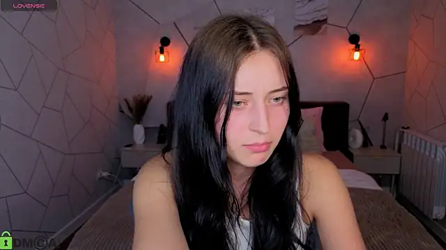 Tracey_Gill Adlı Modelin Canlı XXX Sohbeti