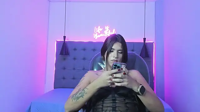 CryBabyVelvet Live XXX-Chat