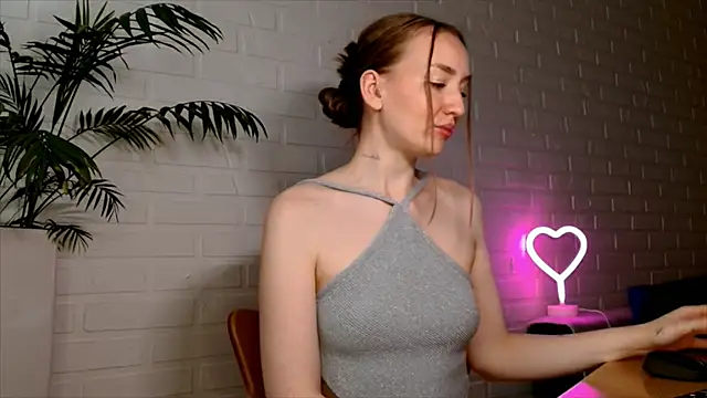 Chat XXX ao vivo de WhitePrincessLuna