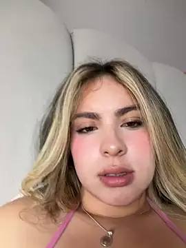 Cloee_Rainbow1 ওয়েবক্যাম শো