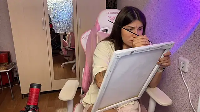 Katrin__kiss – Naživo XXX chat