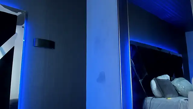 Amareto_'s Live XXX Chat