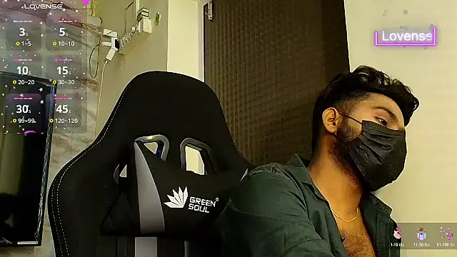 SilverShade3 Live XXX Chat