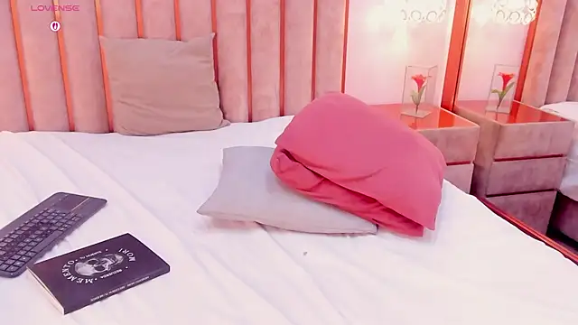 Zoe_Monrow Obrolan Langsung XXX