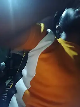 Show modela MYRAJA5 na web-kameri
