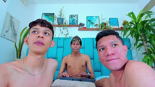 צ'אט XXX בשידור חי של AverageDirtyBoys