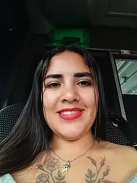 MAYE__13n Live XXX chat