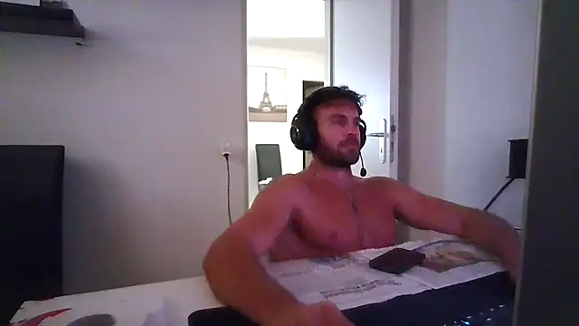 alpha-hunk's Live XXX Chat