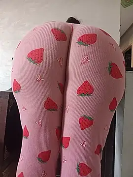 lily_sxのライブXXXチャット
