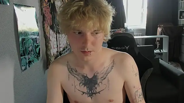 XXX chat uživo modela Benjamin_Bo