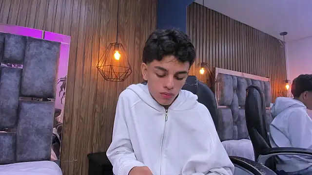 owen__johnson Chat XXX live