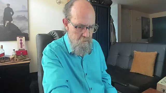 צ'אט XXX בשידור חי של Uncle_Hottie