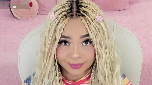 Chatroom XXX en direct de conny__curly