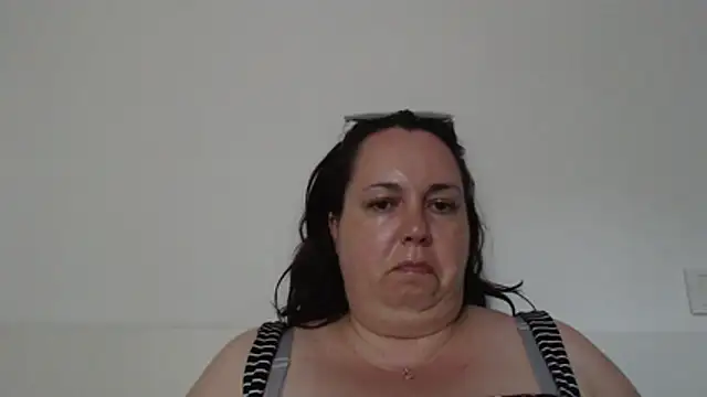 WendyRhoades élő XXX-chatje