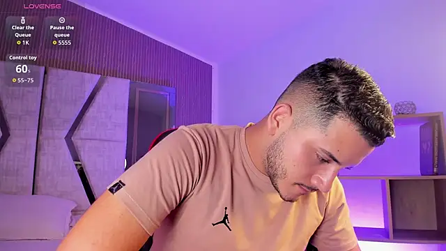 Chat XXX en directo de Axel_grey_