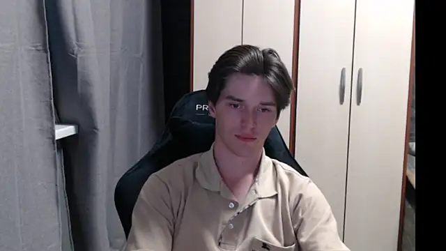 XXX chat uživo modela arthur___king