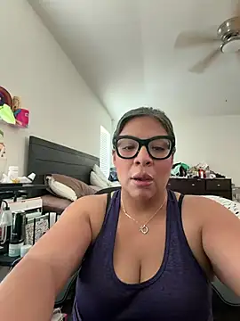 BettyWhispers Live XXX-Chat