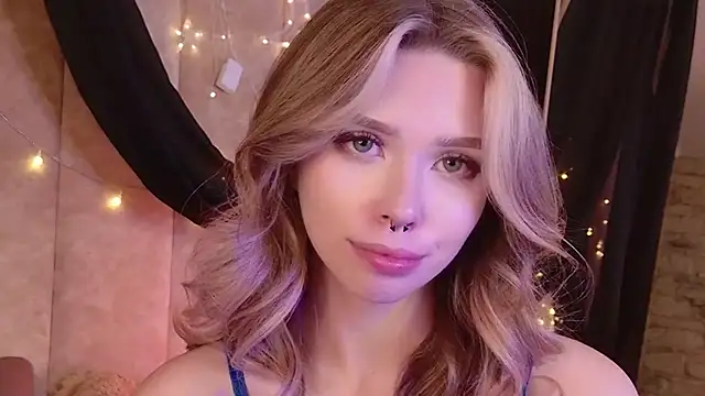 Онлайн чат XXX Sierra_Fane