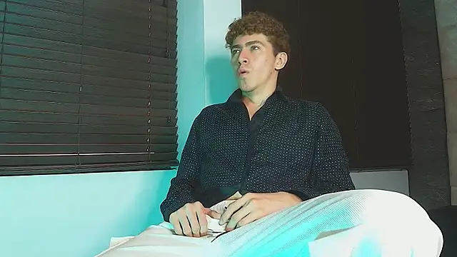 Czat XXX na żywo – Tyler_Mcrey