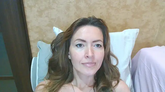 Chat +18 de NicoleEunice87 ao vivo