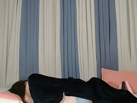 แชท XXX สดของ Jadehotcum