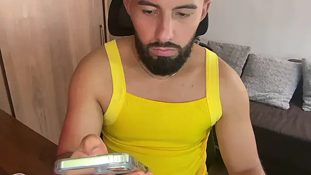 Rob_fab élő XXX-chatje
