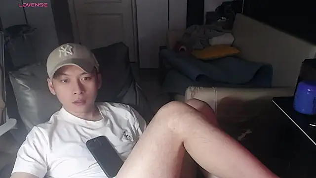 yichen008's Webcam Show