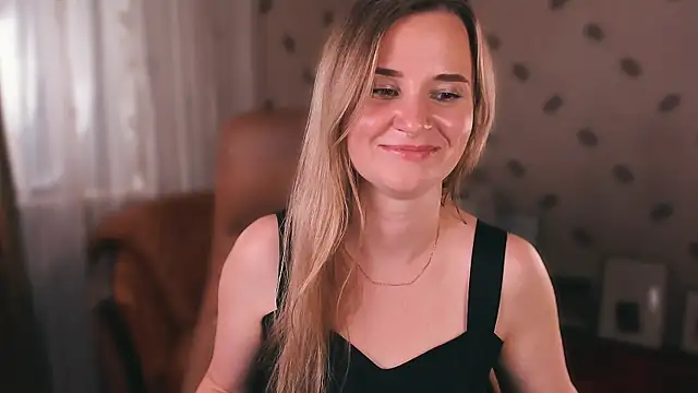 دردشة MiaSparkes الجنسية المباشرة