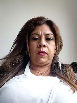 צ'אט XXX בשידור חי של Laura-Hernandez