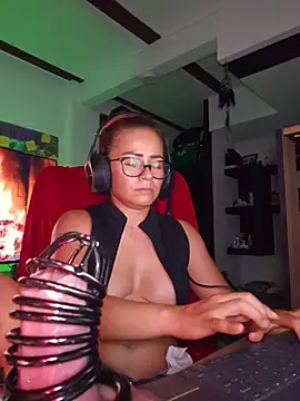 MistressSlut1: απευθείας συνομιλία ΧΧΧ