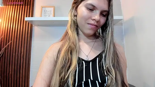 Norki_'s Live XXX Chat