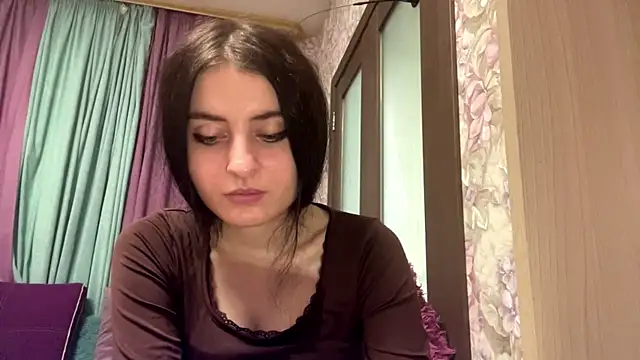 RochelleTrossbach Adlı Modelin Canlı XXX Sohbeti