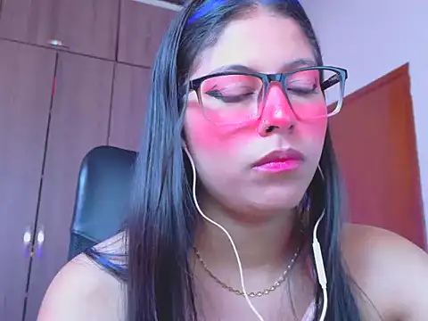 _ALLYSON18_'s Live XXX Chat