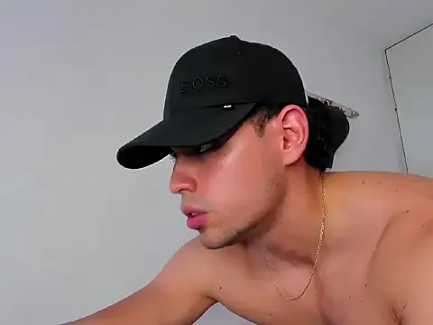 dylancoleeのライブXXXチャット