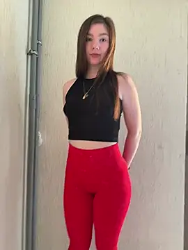 Kira711q's Live XXX Chat