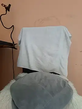 Ally-cutee Chat XXX in diretta
