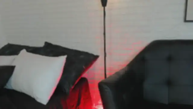 eligom1 Chat XXX live