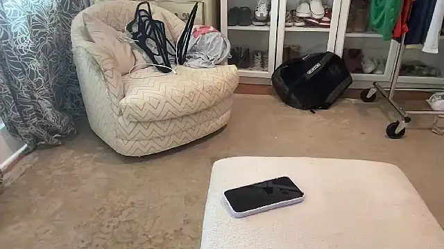 prankcaller Live XXX Chat
