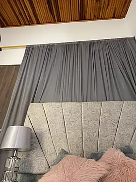 emilyrojas 라이브 XXX 채팅